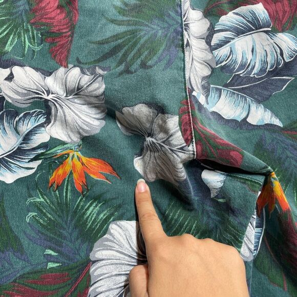 GAP Lived-In Shorts Hawaiian Tropical Floral Print Men’s 36 with 9” Inseam - Picture 8 of 11